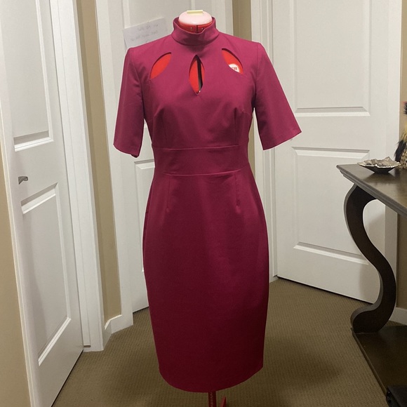 Glamour Bunny Wiggle Dress Medium - Picture 2 of 3